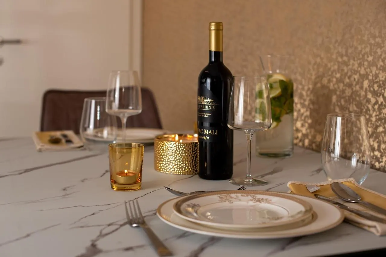 Royal Elegance Apartman ספליט דירה