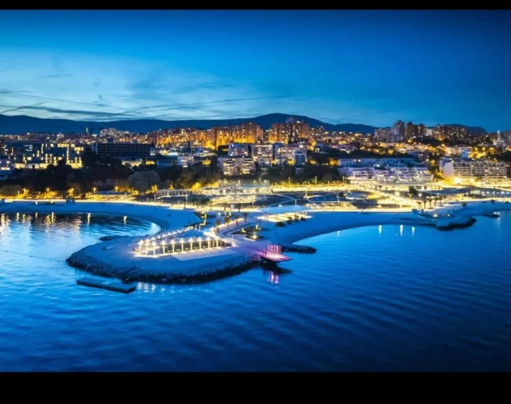 Apartment Royal Elegance Apartman Split
